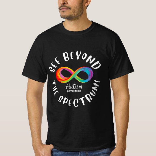 Medvetenhet om autism - se bortom spektrumet t shirt (Framsida)