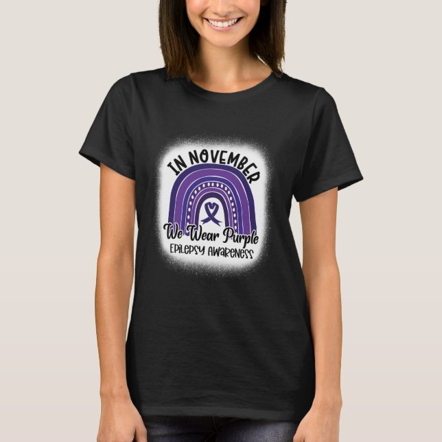 Medvetenhet om epilepsi Blekad regnbåge Lila band  T Shirt (Framsida)