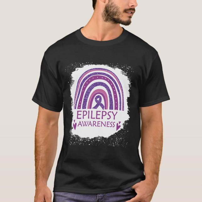 Medvetenhet om epilepsi Blekt regnbåge Lila band  T Shirt (Framsida)