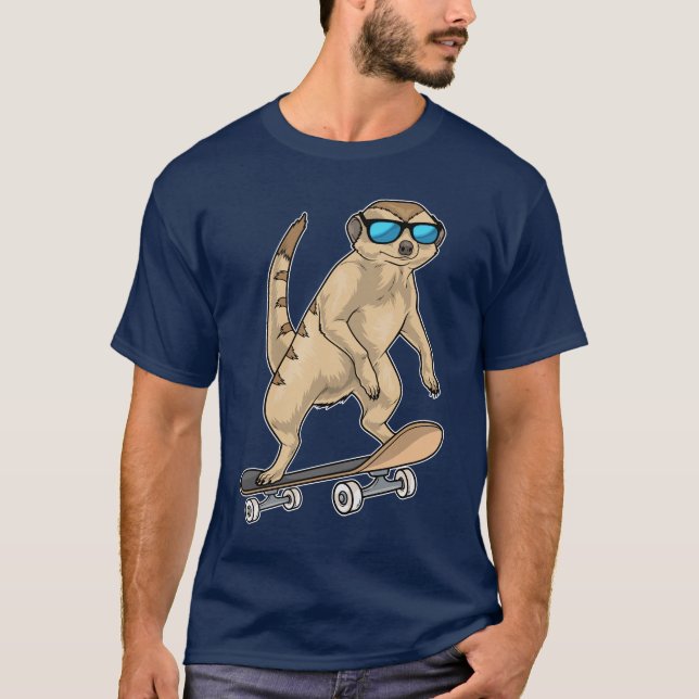Meerkat Skater Skateboard T Shirt (Framsida)