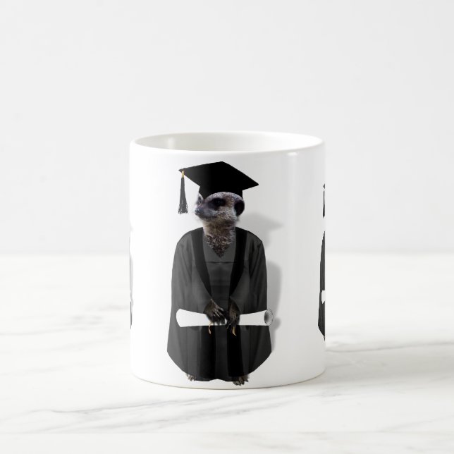 Meerkat Student W/Grått Gown & Black Sash Kaffemugg (Center)