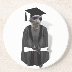 Meerkat Student W/Grått Gown & Black Sash Underlägg