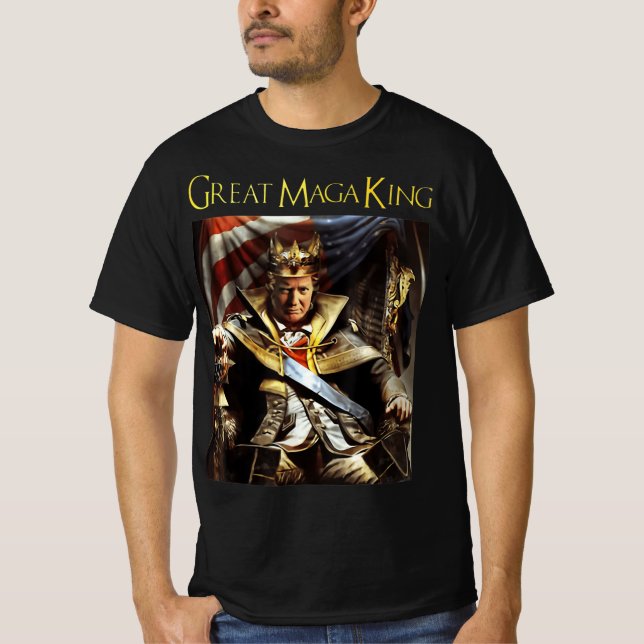 Mega Kung USA flagga Proud Ultra Maga Trump T Shirt (Framsida)