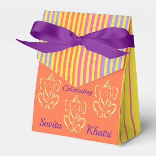 Mehndi-natt 3"b x 1,5"l x 3,25"h presentaskar