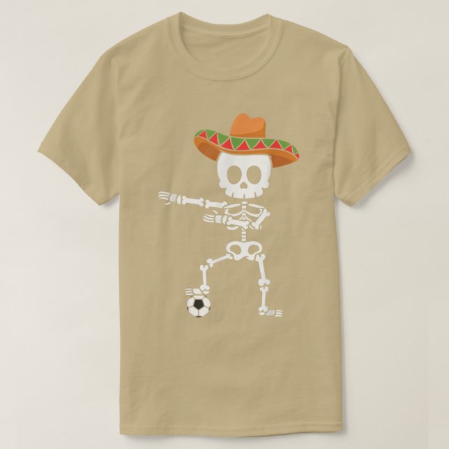 Meican Hat Skeleton Soccer Cinco De Mayo  T Shirt (Design framsida)