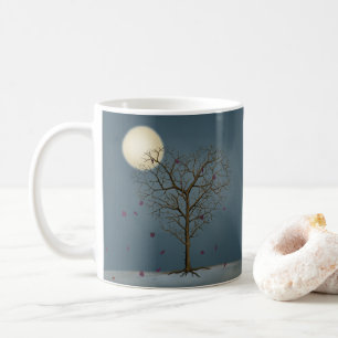 Melankoliska hjärtformade träd under fullmånen kaffemugg