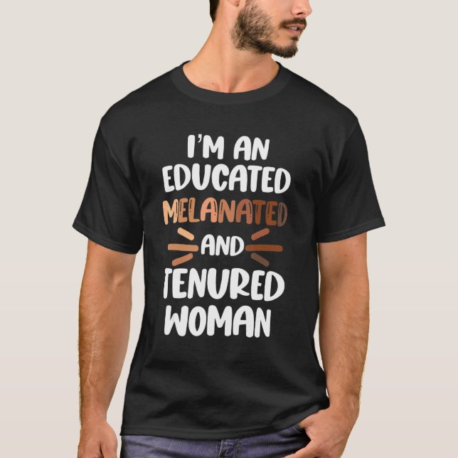 Melanured Black Woman Educator College Pro T Shirt (Framsida)