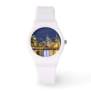 Melbourne, Australien. En natt-vy av de 2 Armbandsur