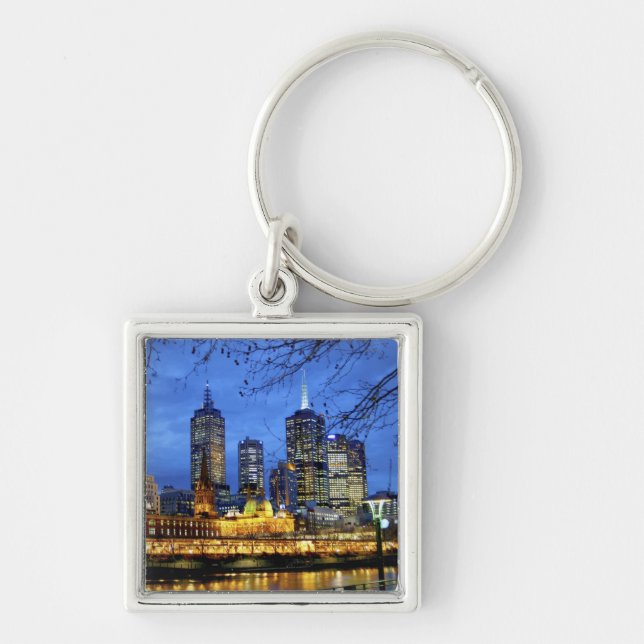 Melbourne, Australien. En natt-vy av Fyrkantig Silverfärgad Nyckelring (Framsidan)