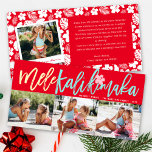 Mele Kalikimaka Brush jul 3 Photo Collage Julkort<br><div class="desc">"Mele Kalikimaka" (God jul på Hawaiian), "Brushed Script Calligraphy with Hibiscus Flower, 3 Photo Collage Helgdag Card". Modern helgdag- eller christmas-fotokort med tre foton i enkel layout, med fram- och bakdesign. Baksidan innehåller ett fullt-snowdots mönster, ett ögonblicksbildobjekt och ett anpassningsbara helgdag-meddelande. Varje ord i hälsning och basbakgrunden kan ändras till...</div>
