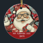 Mele Kamikimaka Hawaiian Santa Ornament<br><div class="desc">"Fånga öparadiset i julhelg med vår Mele Kamikimaka Hawaiian Santa personlig prydent! Tomten är förtjust i den traditionella tomten och har en ukulele, och ger en tropisk tvist till Julgran. Anpassa den här charmerande ornamenten med ett namn eller ett speciellt meddelande om du vill skapa ett enkelt nyckelord för dig...</div>