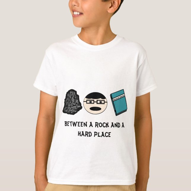 Mellan en Sten och en hård Ställe Girl T-shirt (Framsida)