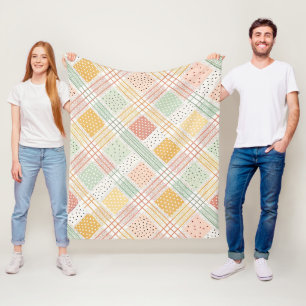 Mellantida geometrisk design med prickar och linje fleecefilt
