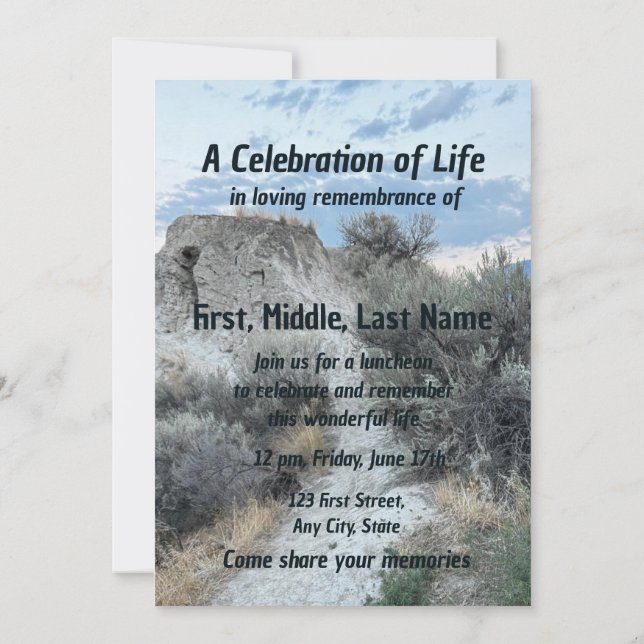 Memorial Service Inbjudan Desert Mountain Walk Tra (Baksida)