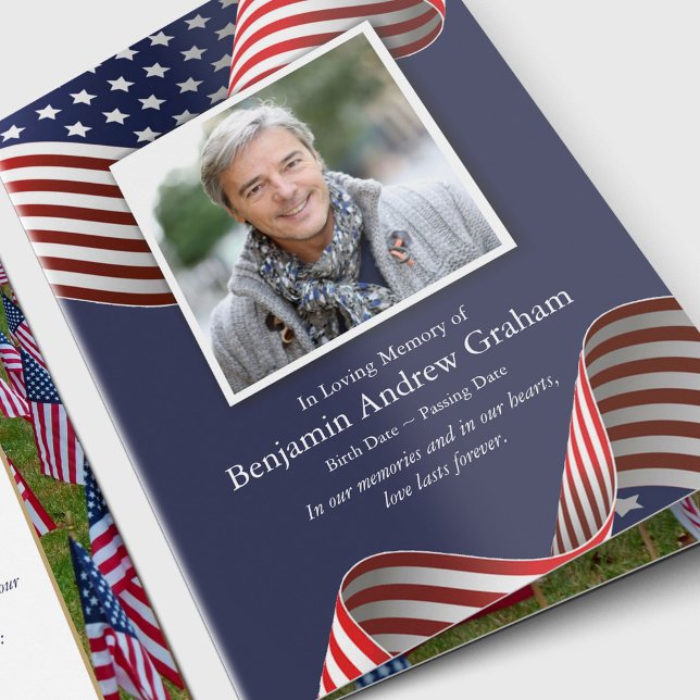 Memorial Veteran Patriotic American Flagga Funeral Tack Kort (Sympathy Photo Celebration of Life, In Loving Memory, Forever in our Hearts Funeral thank you cards)