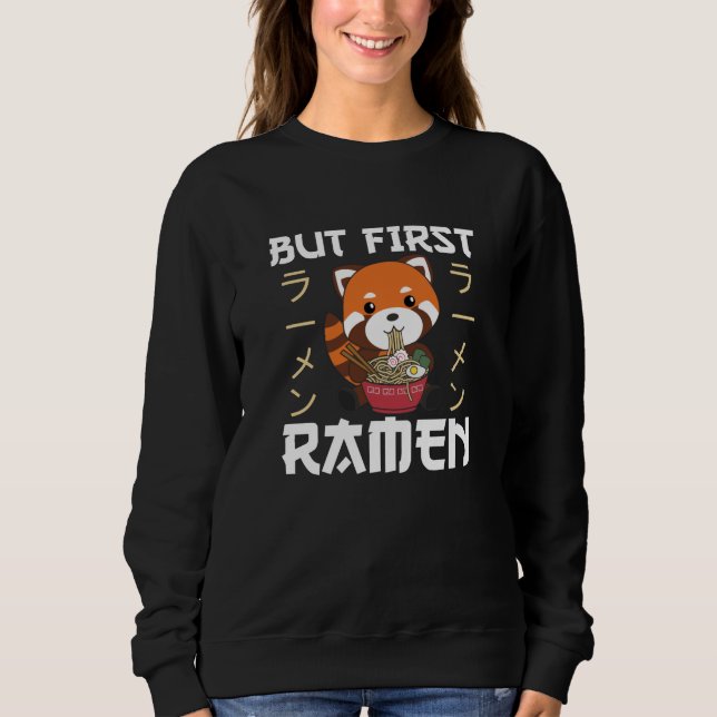 Men först Ramen Cute Red Panda Eats Ramen T Shirt (Framsida)