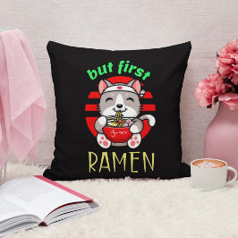 men först Ramen, söt katt som äter Ramen Kudde