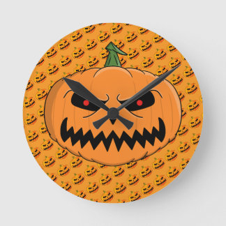Menacing Jack O'Lantern Halloween Rund Klocka