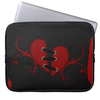 MENAD HEART LAPTOP SLEEVE