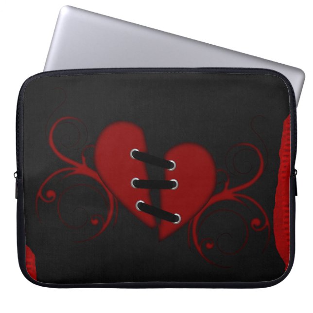 MENAD HEART LAPTOP SLEEVE (Framsidan)
