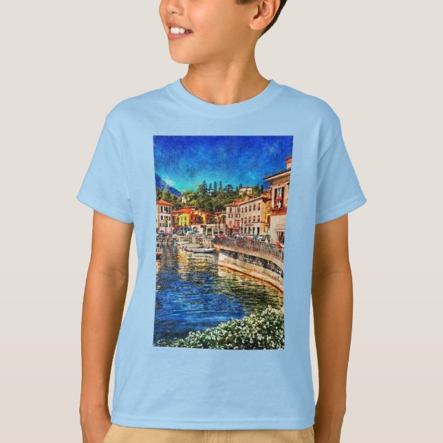 Menaggio på Como Sjö, Italien T Shirt (Framsida)