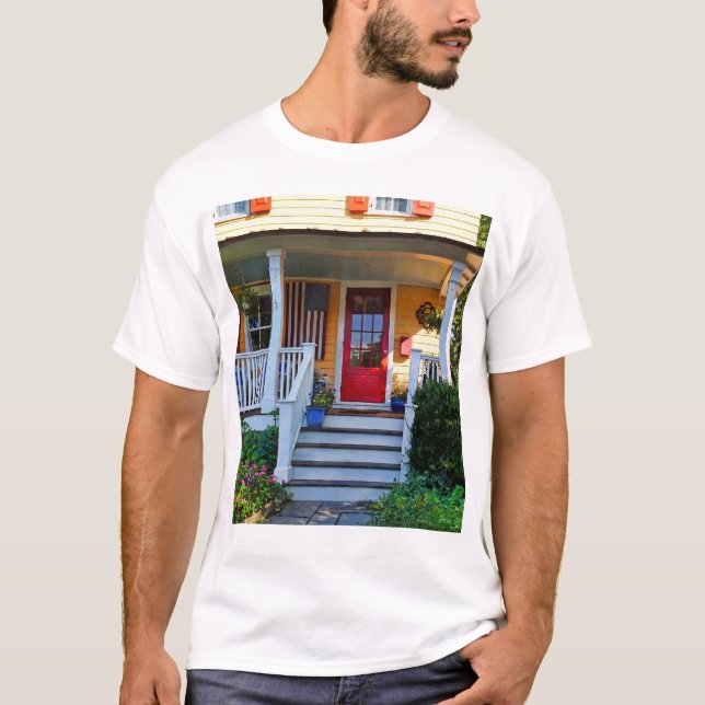 Mendham NJ - Veranda med trä amerikansk flagga T Shirt (Framsida)