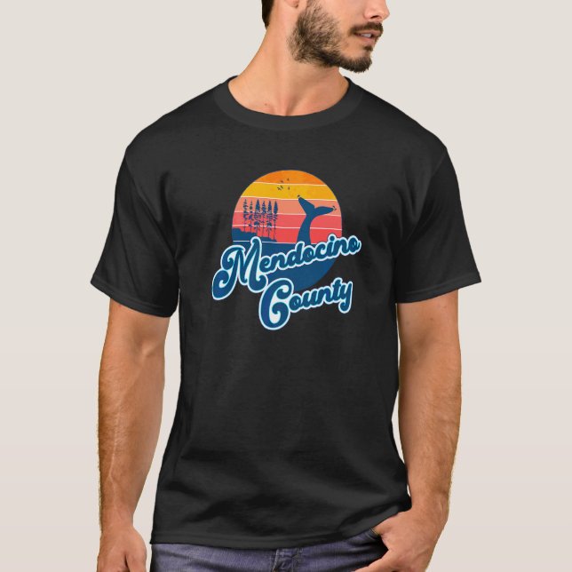Mendocino County California Beach 70s Retro Surfer T Shirt (Framsida)