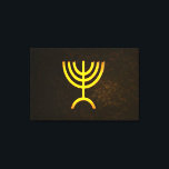 Menorah Flame Canvastryck<br><div class="desc">En digital återgivning av den judiska sjukanta menorah (Hebreiska: מְ נ וֹ רָ ה ‎). Lägg till din egen text. Den sjukanta menorah som används i den portabla fristad som Moses upprättade i vildmarken och senare i Temple i Jerusalem har varit en symbol för judendomen sedan urminnes tider och är...</div>