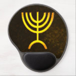 Menorah Flame Gel Musmatta<br><div class="desc">En digital återgivning av den judiska sjukanta menorah (Hebreiska: מְ נ וֹ רָ ה ‎). Den sjukanta menorah som används i den portabla fristad som Moses upprättade i vildmarken och senare i Temple i Jerusalem har varit en symbol för judendomen sedan urminnes tider och är symbolen för den moderna israeliska...</div>