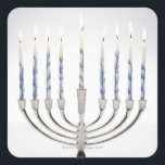 Menorah med brinnande ljus fyrkantigt klistermärke<br><div class="desc">Tillgångs-ID: 200485985-001 / {Thomas Northcut} / Menorah med brända ljus</div>