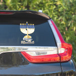 Menorah med Ljus Lycklig Hanukkah Klistermärken<br><div class="desc">Underbar för att fira Hanukkah-säsongen har den här designen vårt ursprungliga menorah-vektorgrafik med skripttextkalligrafi,  "Lycklig Hanukkah" hälsning. Sammansatt design efter Helgdag Hearts-design (reserverade höger).</div>