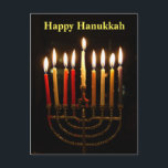 Menorah och Candles Hanukkah Ljus vykort<br><div class="desc">Lycklig Hanukkah till en och alla. Sprid glädjen över ljus med det här vykortet. Den belysta menoran glöms med ljusen tända under åtta nätter. Vi tänder ett ljus för varje natt och firar miraklet med de åtta nätterna Hanukkah. I år gör det enkelt för dig att skicka ditt hälsning med...</div>