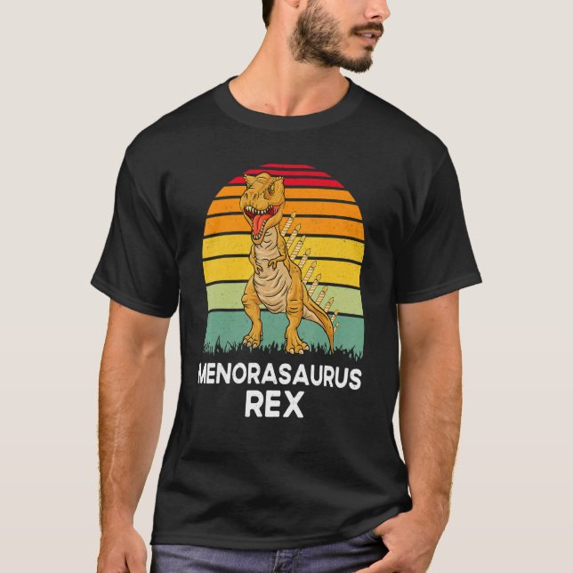 Menorasaurus Rex  Dinosaur Rex Hanukkah Menora Pun T Shirt (Framsida)