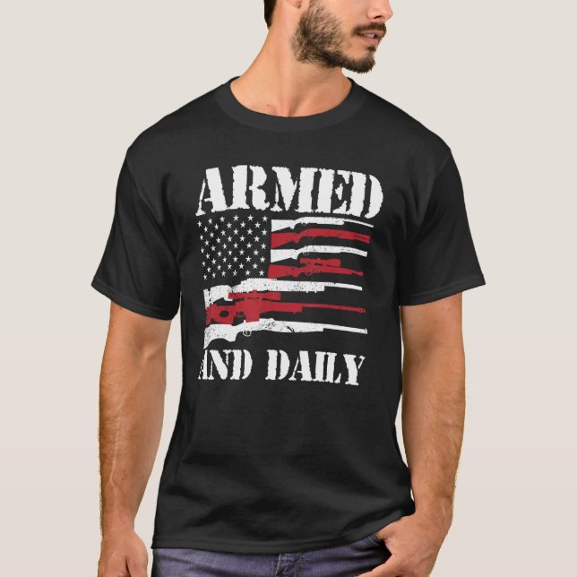 Mens Armed And Dadly  Deadly Father For Fathers Da T Shirt (Framsida)
