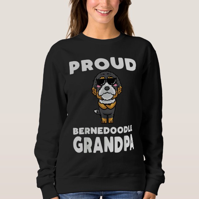 Mens Bernedoodle Dog With Sunglasses T Shirt (Framsida)