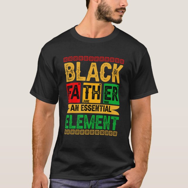 Mens Black Father The Essential Element - Father's T Shirt (Framsida)