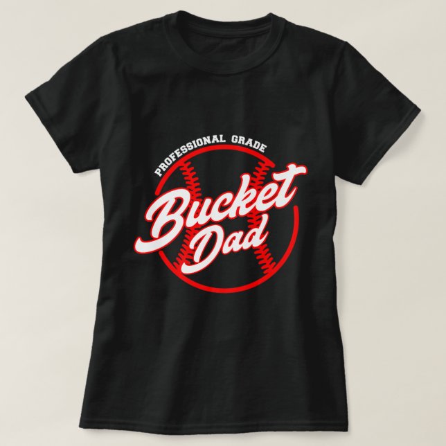 Mens Bucket Dad Baseball Softball Pitcher Catcher  T Shirt (Design framsida)