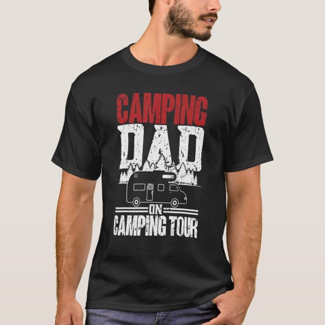 Mens Camping Dad On Tour  Camper Caravan  Camping T Shirt (Framsida)