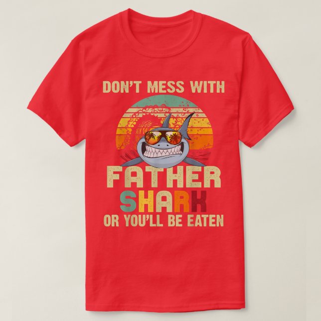 Mens Dad Gift From DaughterDont Mess With Father S T Shirt (Design framsida)