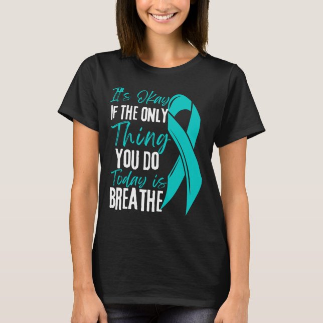 Mens det du gör är att andas Prestanda T Shirt (Framsida)
