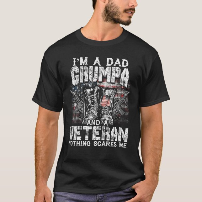 Mens I'm A Dad Grumpa Veteran Nothing Scares Me Pr T Shirt (Framsida)