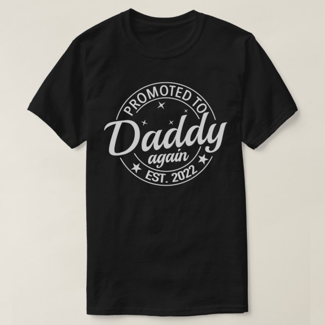 Mens Promoted To Daddy Again 2022 Soon To Be Pregn T Shirt (Design framsida)