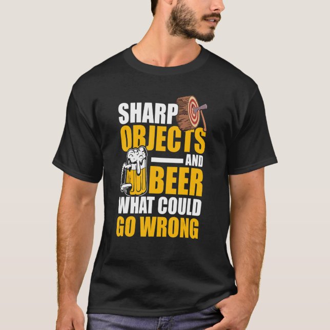 Mens Sharp Objects And Beer What Could Go Wrong T Shirt (Framsida)