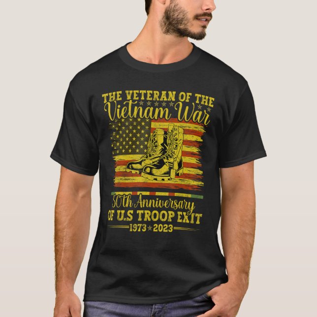 Mens The Veteran Of The Vietnam War 50th Anniversa T Shirt (Framsida)