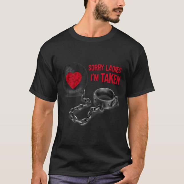 Mens Valentine's Day - Ball And Chain  T Shirt (Framsida)