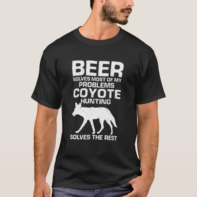 Mens Yote Hunting for Coyote Hunting and Coyote Sl T Shirt (Framsida)