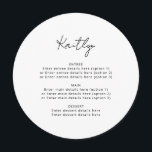 Meny med minimalistisk enkel gäst Namn Bröllop-run<br><div class="desc">Lägg till din gäst-namn och menyinformation. Du kan helt anpassa dig till kostym när du behöver >> färg,  teckensnittet färg/stil och och tecknet färg kan ändras till kostym som du vill. © Gorjo Designs. Gade åt dig via Zazzle-plattformen.</div>