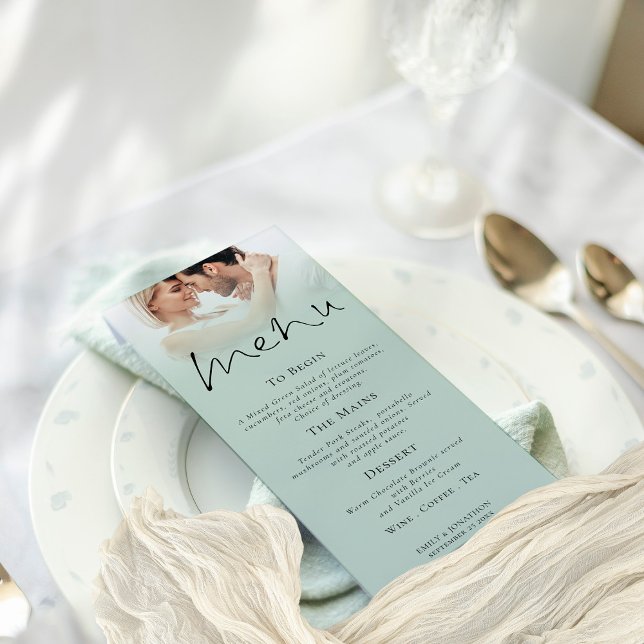 Menykort för fotoskanning Grönt Bröllop i elegant  Inbjudningar (Modern Sage Photo Overlay Menu available printed or as a digital download)