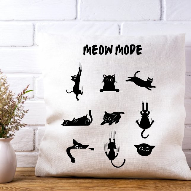 "Meow Mode" Dekorativ kudde (Skapare uppladdad)