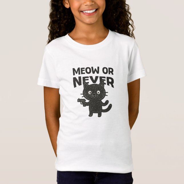 Meow or Never – Funny Black Cat T Shirt (Framsida)